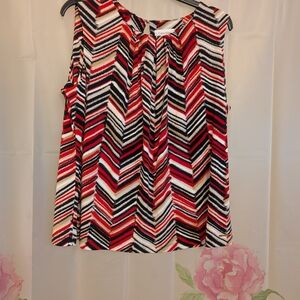 Calvin Klein Women's Red and Black Chevron Top